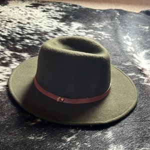 Green fedora